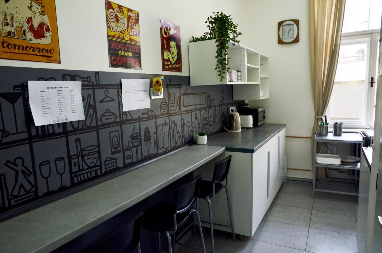 The Republic Garden Hostel Πράγα Εξωτερικό φωτογραφία